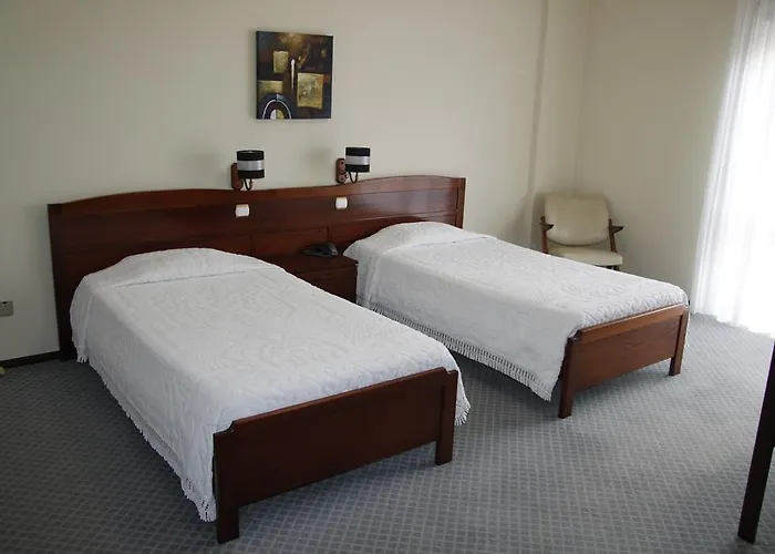 Hotel Colmeia Monte Real